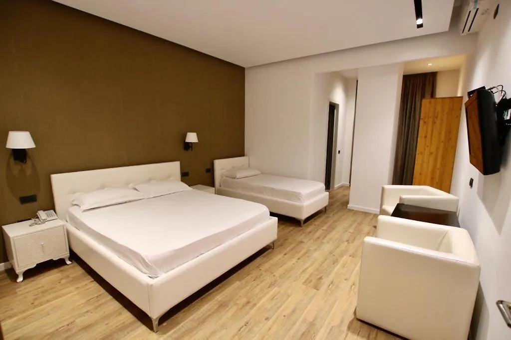 Aurelis Hotel Bërxull